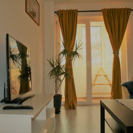 Casa Peterfi - Apartment With 3 Bedrooms And Spacious Living Room Тыргу-Муреш Экстерьер фото