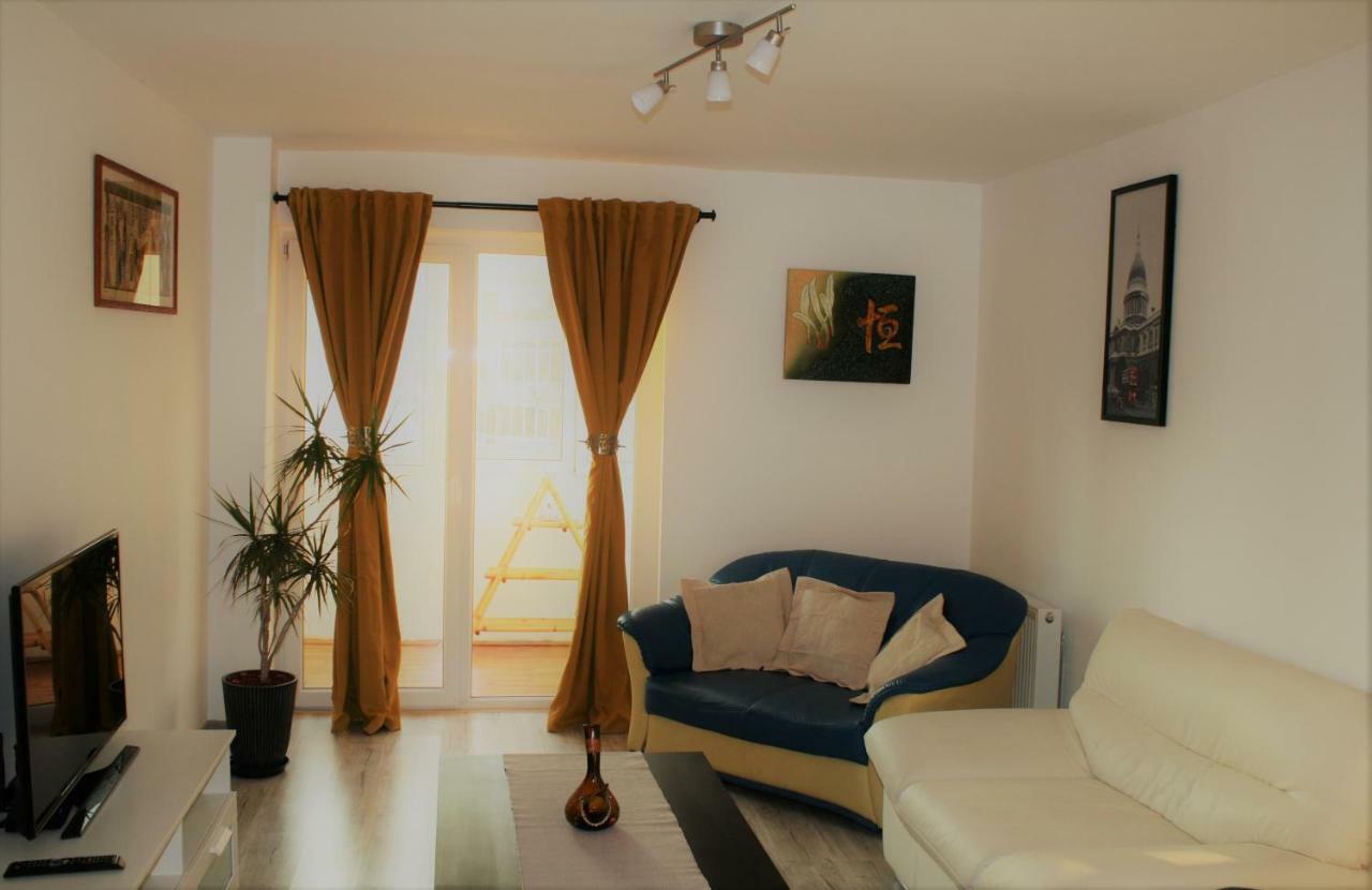 Casa Peterfi - Apartment With 3 Bedrooms And Spacious Living Room Тыргу-Муреш Экстерьер фото