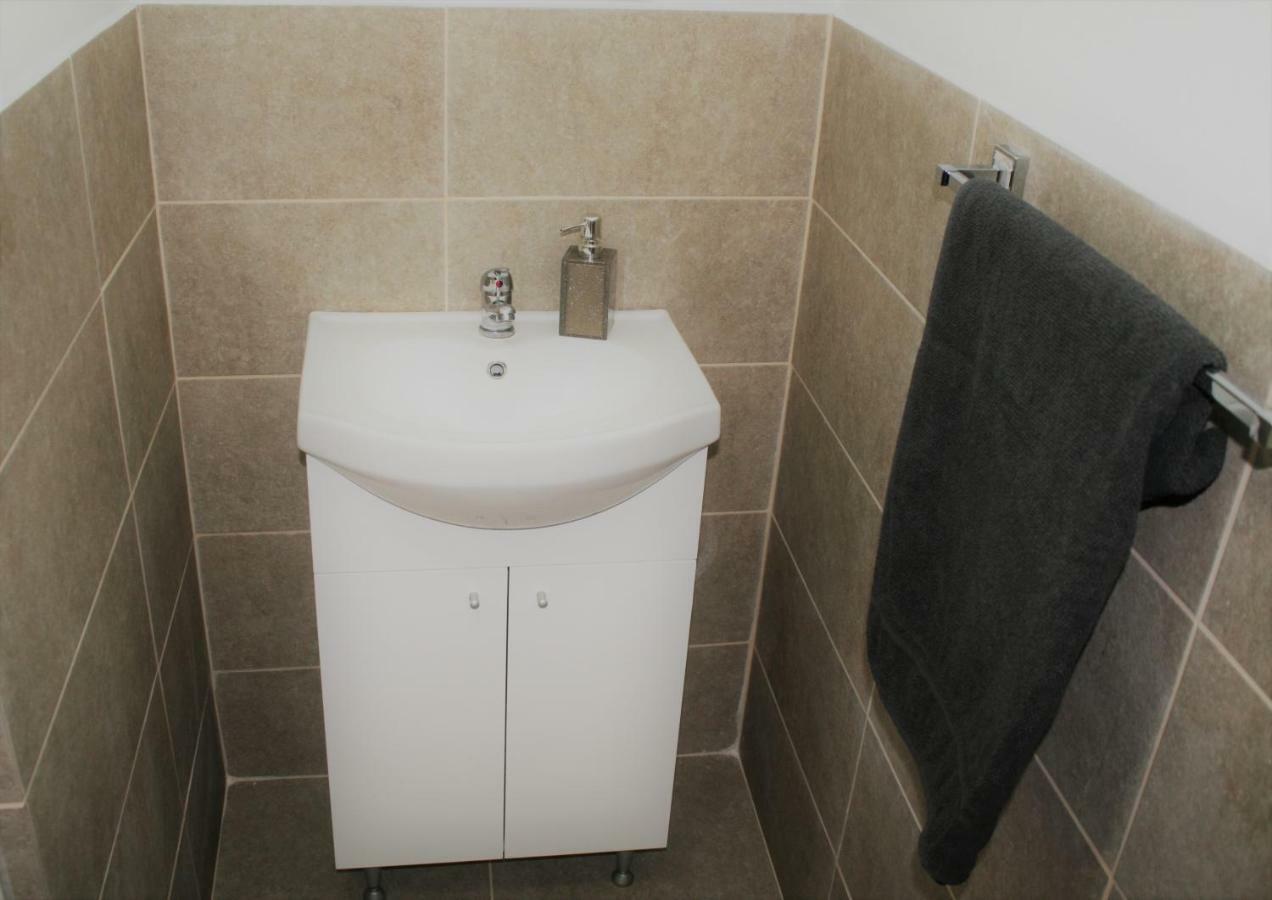 Casa Peterfi - Apartment With 3 Bedrooms And Spacious Living Room Тыргу-Муреш Экстерьер фото