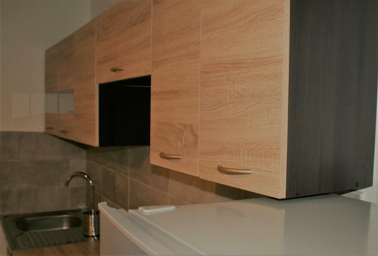 Casa Peterfi - Apartment With 3 Bedrooms And Spacious Living Room Тыргу-Муреш Экстерьер фото